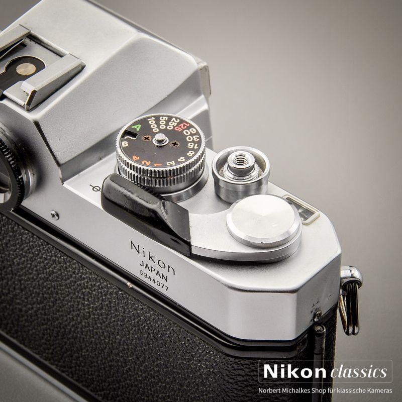 Nikkormat EL (Zustand A-/AB)