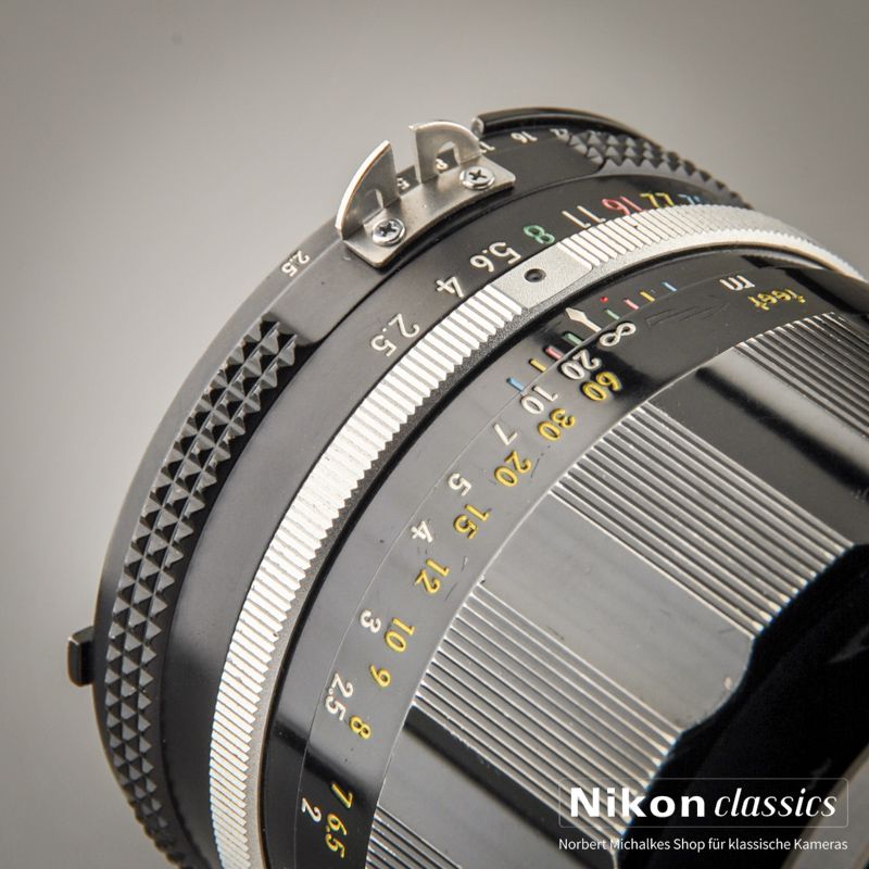 Nikon Nikkor-P 105/2,5 AI-Umbau "Berg-und-Tal" (Zustand A-)