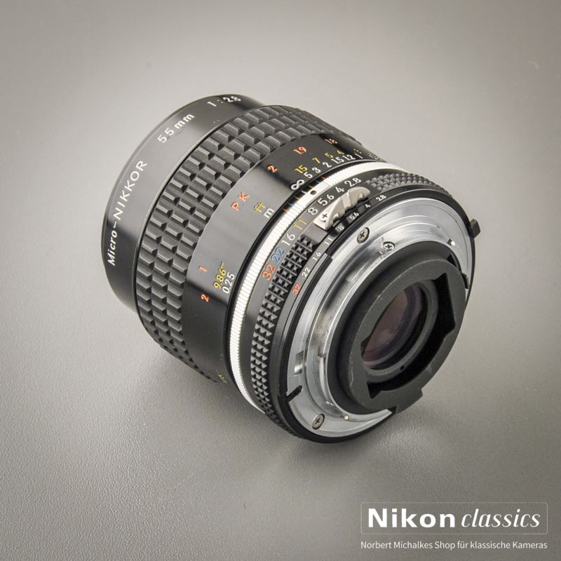 Nikon Micro-Nikkor 55/2,8 AIS (Zustand A/A-)