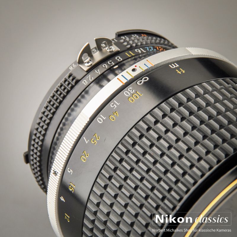 Nikon Nikkor 180/2,8 AIS ED (Zustand A/A-)