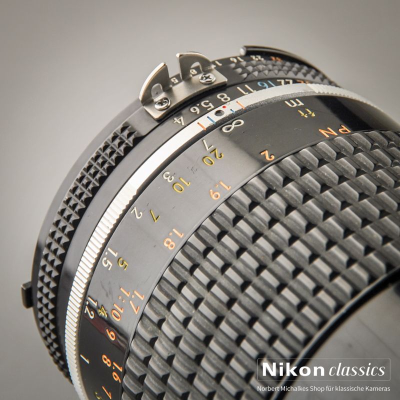 Nikon Micro-Nikkor 105/4 AIS (Zustand A-/AB)