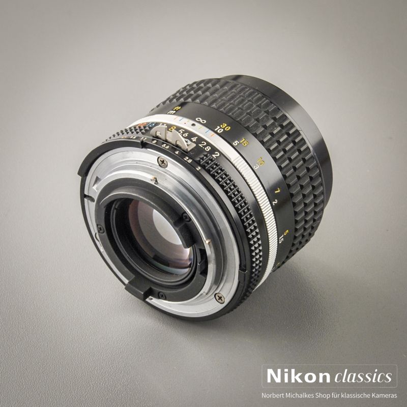 Nikon Nikkor 85/2,0 AIS  (Zustand A/A-)