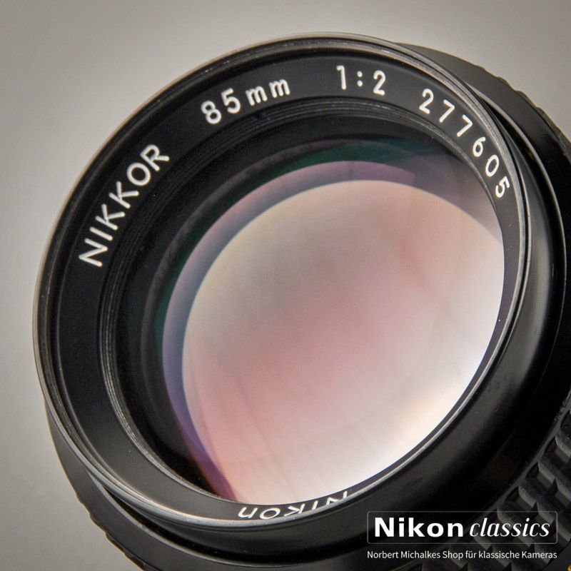 Nikon Nikkor 85/2,0 AIS  (Zustand A/A-)