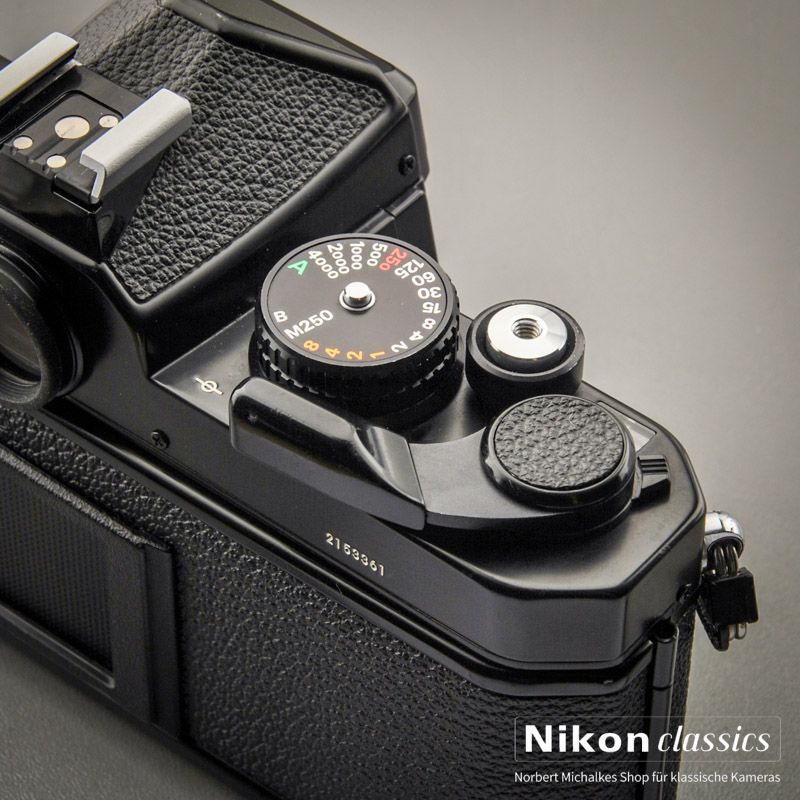 Nikon FE-2 schwarz (Zustand A/A-)