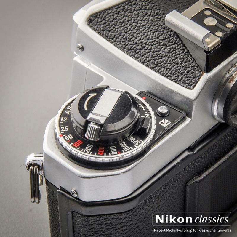 Nikon FE-2 (Zustand A)