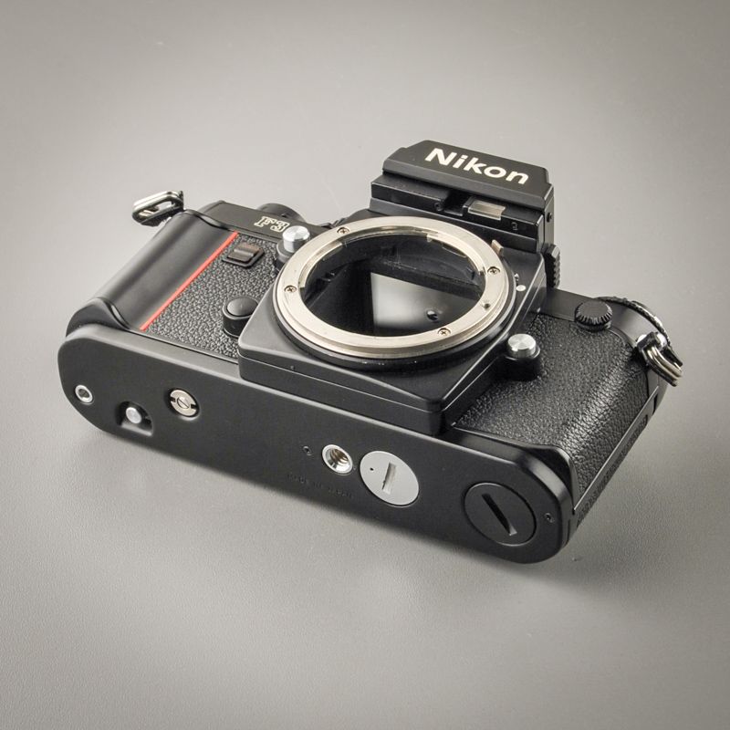 Nikon F3 (Zustand A/A-)
