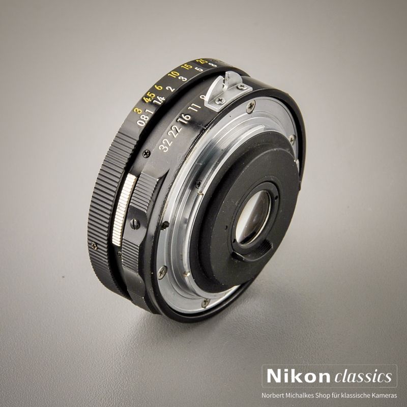 Nikon GN Auto Nikkor 45/2,8 nonAI  (Zustand A-/AB)