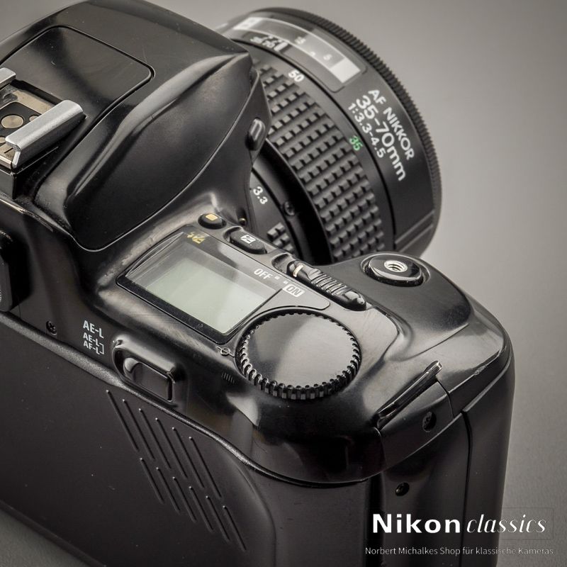 Nikon F601AF mit Nikkor 35-70/3,5-4,5