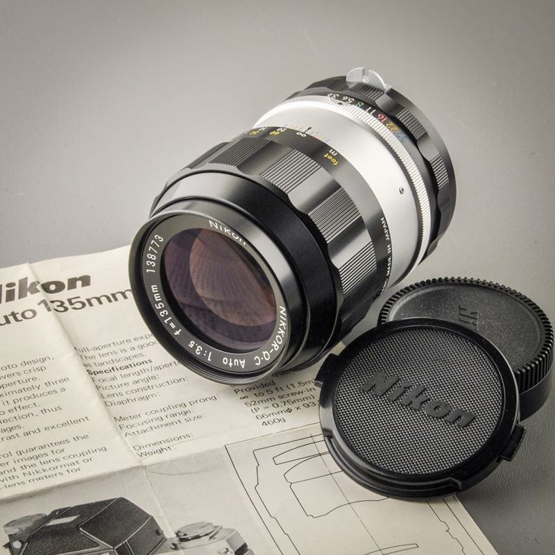 Nikon Nikkor-QC Auto 135/3,5 nonAI "Berg-und Tal" (Zustand A)