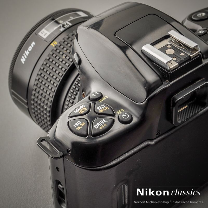 Nikon F601AF mit Nikkor 35-70/3,5-4,5
