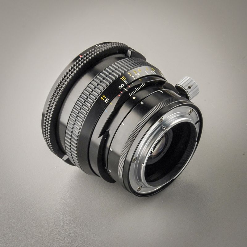 Nikon PC-Nikkor 28/4 Shift (Zustand A+) OVP