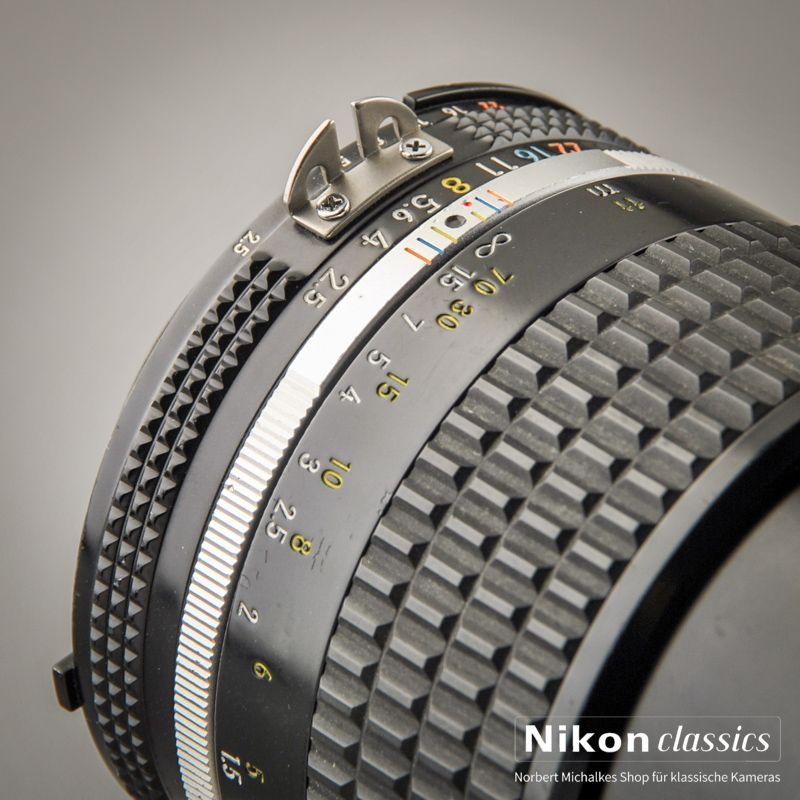 Nikon Nikkor 105/2,5 AIS (Zustand A/A-)