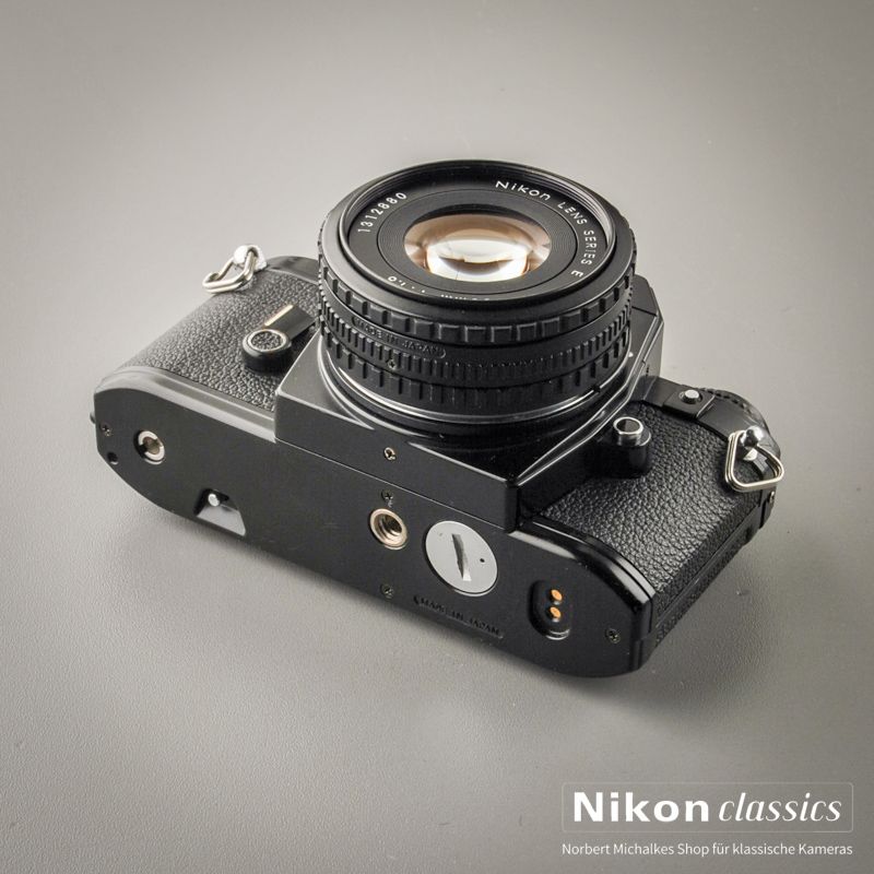 Nikon EM mit 50/1,8 Starter-Set