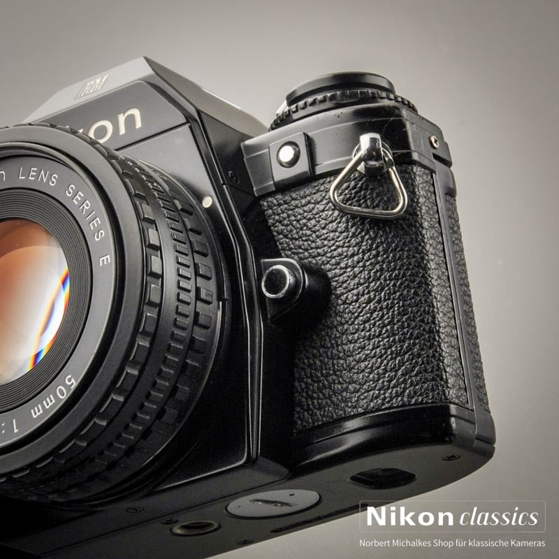 Nikon EM mit 50/1,8 Starter-Set