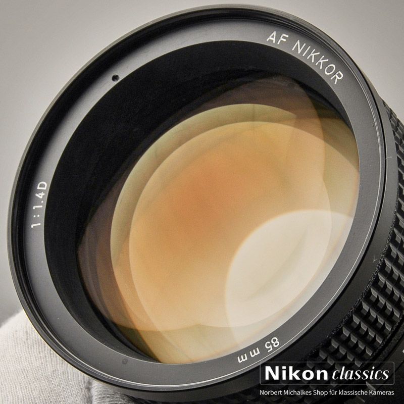 Nikon AF-D IF Nikkor 85/1,4 (Condition A)