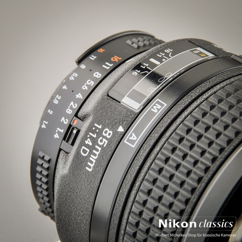 Nikon AF-D IF Nikkor 85/1,4 (Condition A)