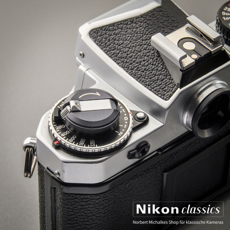 Nikon FE (Zustand A/A-)