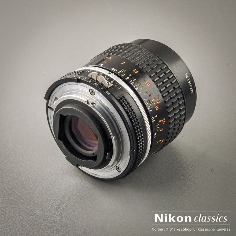 Nikon Micro-Nikkor 55/2,8 AIS (Condition A-/AB)