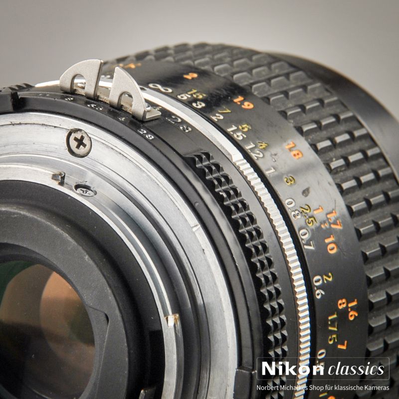 Nikon Micro-Nikkor 55/2,8 AIS (Condition A-/AB)