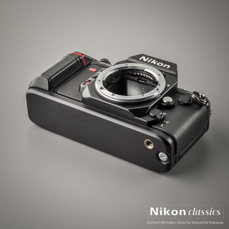Nikon F501 (Zustand A)