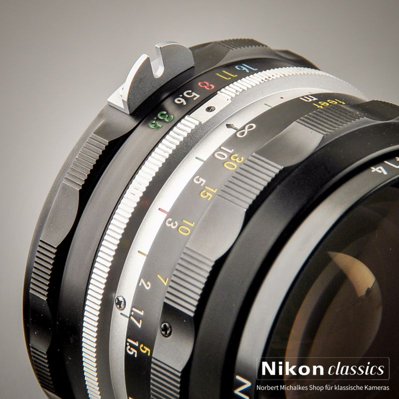 Nikon Nikkor-HC Auto 28/3,5 nonAI "Berg-und-Tal" (Zustand A)