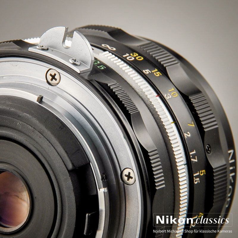 Nikon Nikkor-HC Auto 28/3,5 nonAI "Berg-und-Tal" (Zustand A)