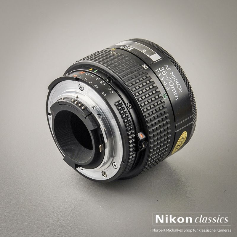 Nikon AF Zoom-Nikkor 35-70/3,3-4,5 Macro (Zustand A)