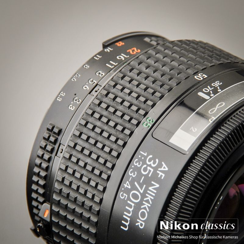 Nikon AF Zoom-Nikkor 35-70/3,3-4,5 Macro (Zustand A)