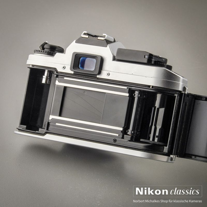 Nikon FG-20 mit 50/1,8 Starter-Set