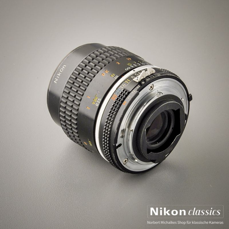 Nikon Micro-Nikkor 55/2,8 AIS (Zustand A-/AB)