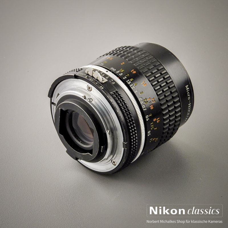 Nikon Micro-Nikkor 55/2,8 AIS (Zustand A-/AB)