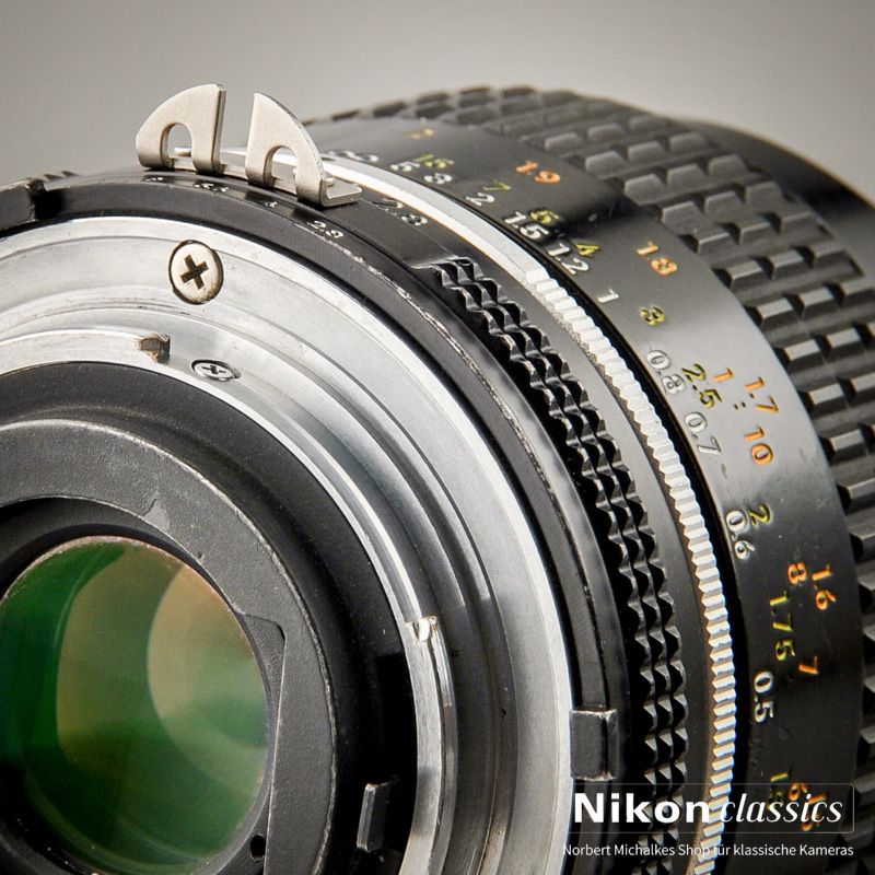 Nikon Micro-Nikkor 55/2,8 AIS (Zustand A-/AB)