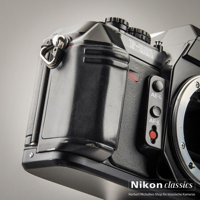 Nikon F501 (Condition A-)