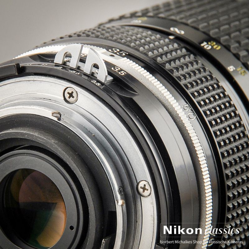 Nikon Zoom-Nikkor 35-70/3,5 AI (Condition A/A-)