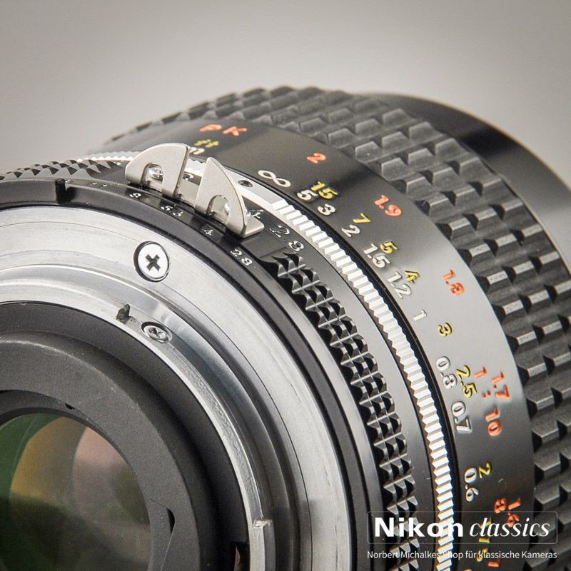 Nikon Micro-Nikkor 55/2,8 AIS (Condition A/A+)