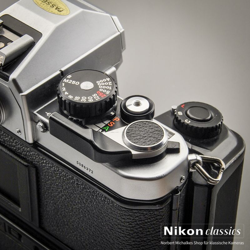 Nikon FA mit MD-15 (Zustand A-)