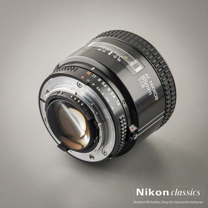 Nikon AF Nikkor 85/1,8 (Condition A/A-)