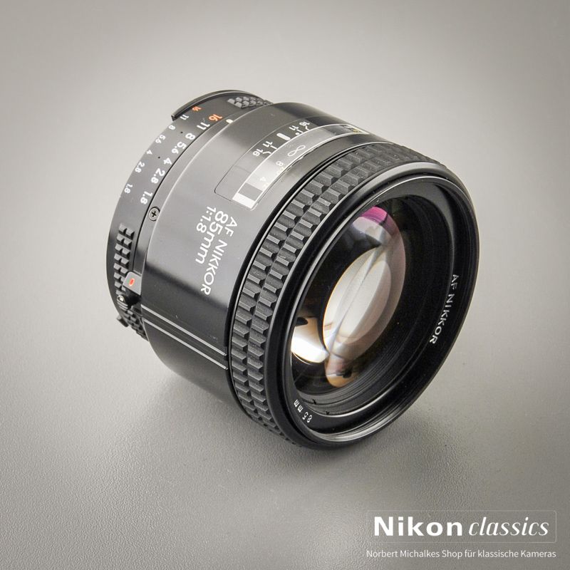 Nikon AF Nikkor 85/1,8 (Condition A/A-)