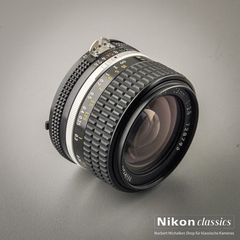 Nikon Nikkor 28/2,8 AIS (Zustand A/A+)