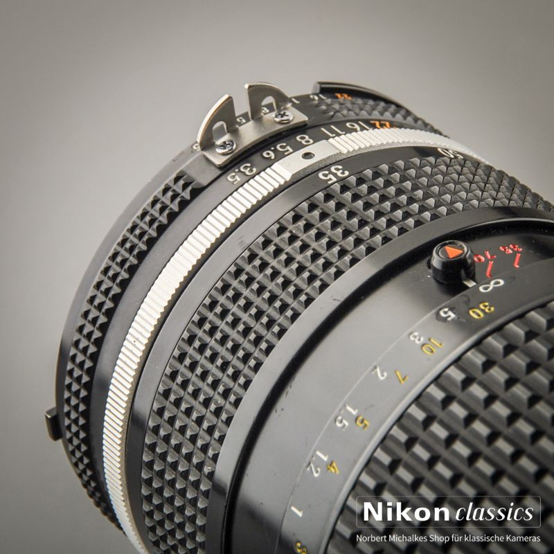 Nikon Zoom-Nikkor 35-70/3,5 AIS (Condition A-)