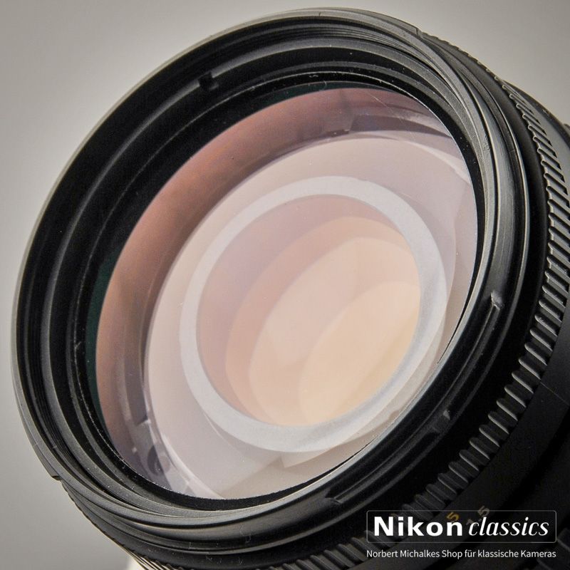 Nikon AF Zoom-Nikkor 70-300/4-5,6 G (Zustand A/A-)