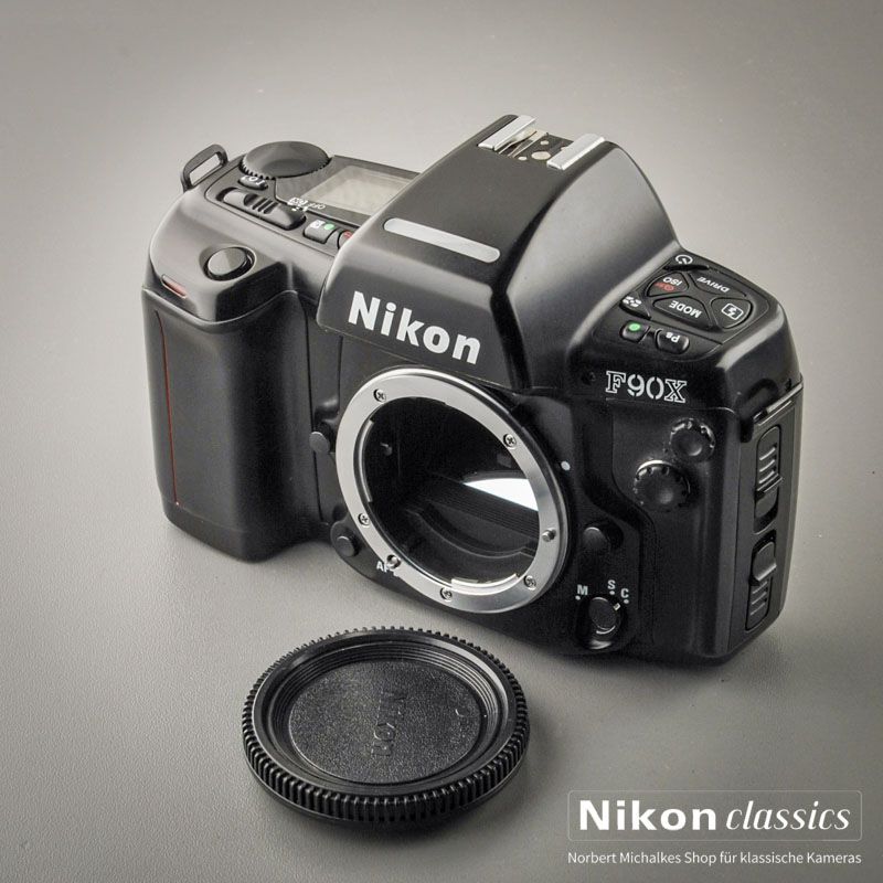 Nikon F90x (Condition A/A-)