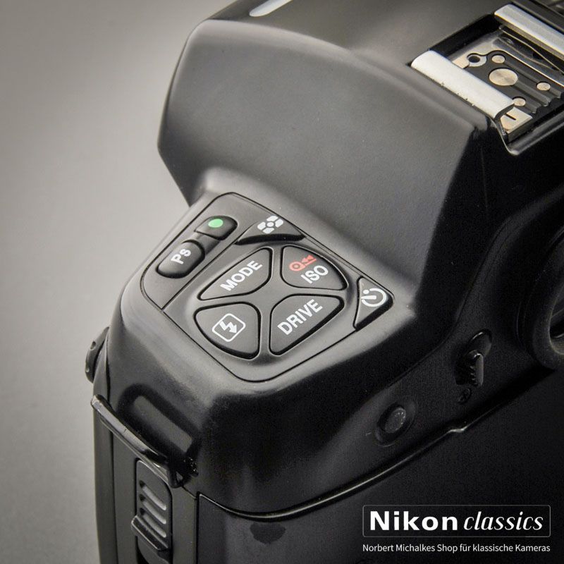 Nikon F90x (Condition A/A-)