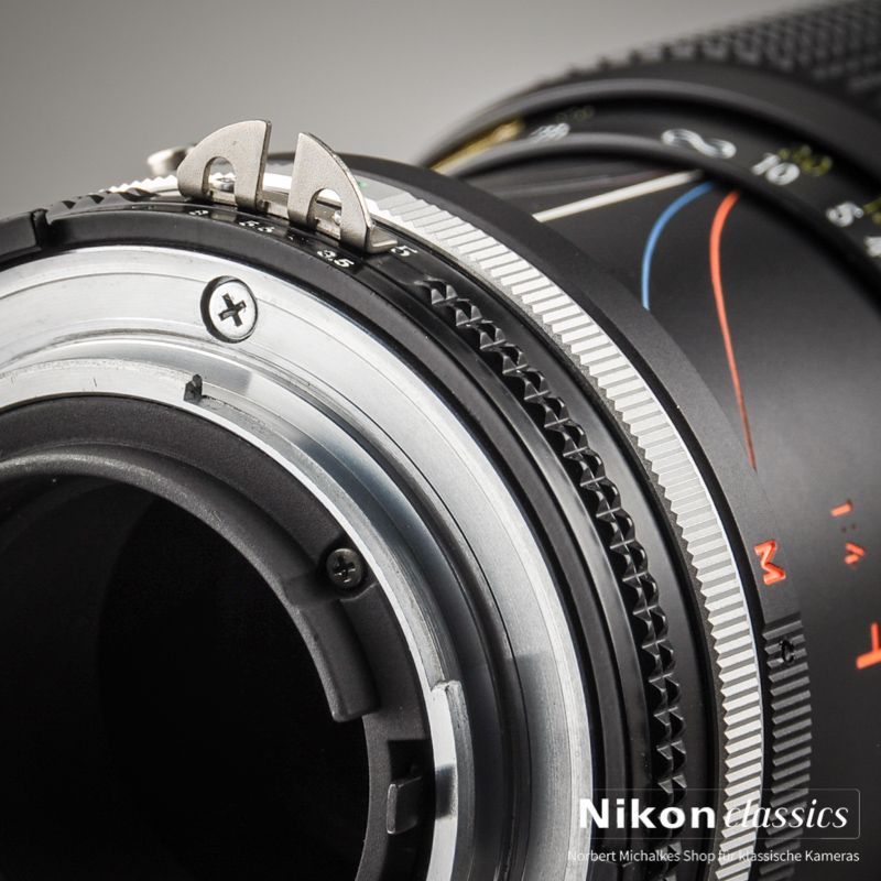 Nikon Zoom-Nikkor 35-105/3,5-4,5 AIS Macro (Condition A+)