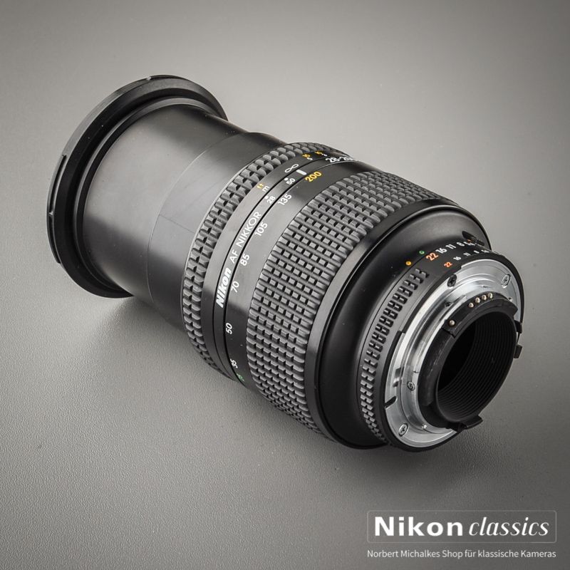 Nikon AF-D Zoom-Nikkor 28-200/3,5-5,6 IF (Condition A/A-)