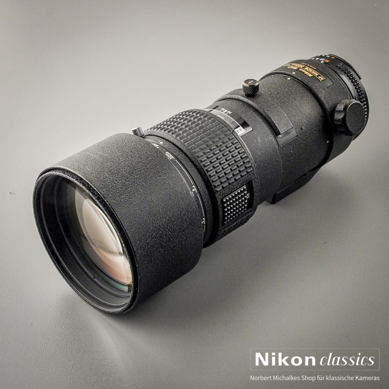 Nikon AF Nikkor 300/4 IF ED (Condition A-)