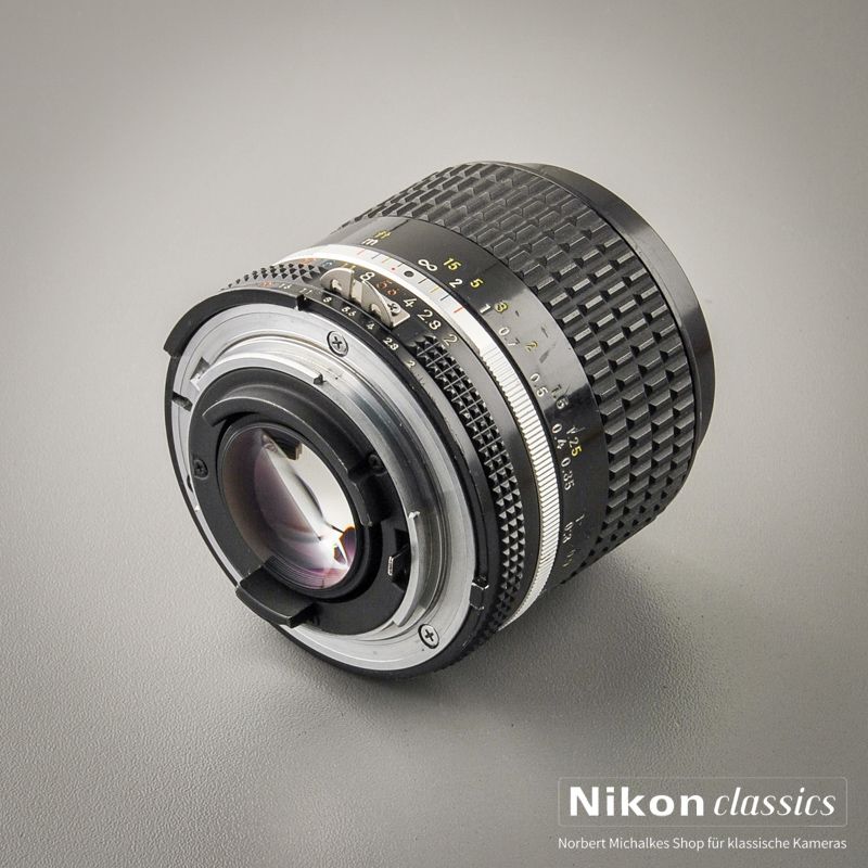 Nikon Nikkor 28/2,0 AIS (Zustand A-/AB)