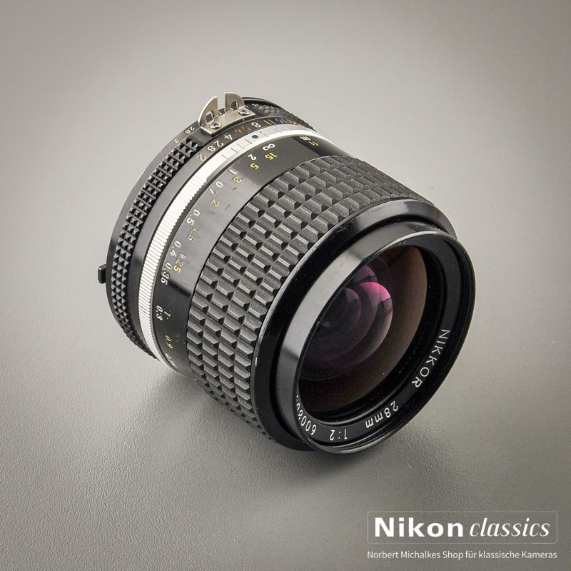 Nikon Nikkor 28/2,0 AIS (Zustand A-/AB)