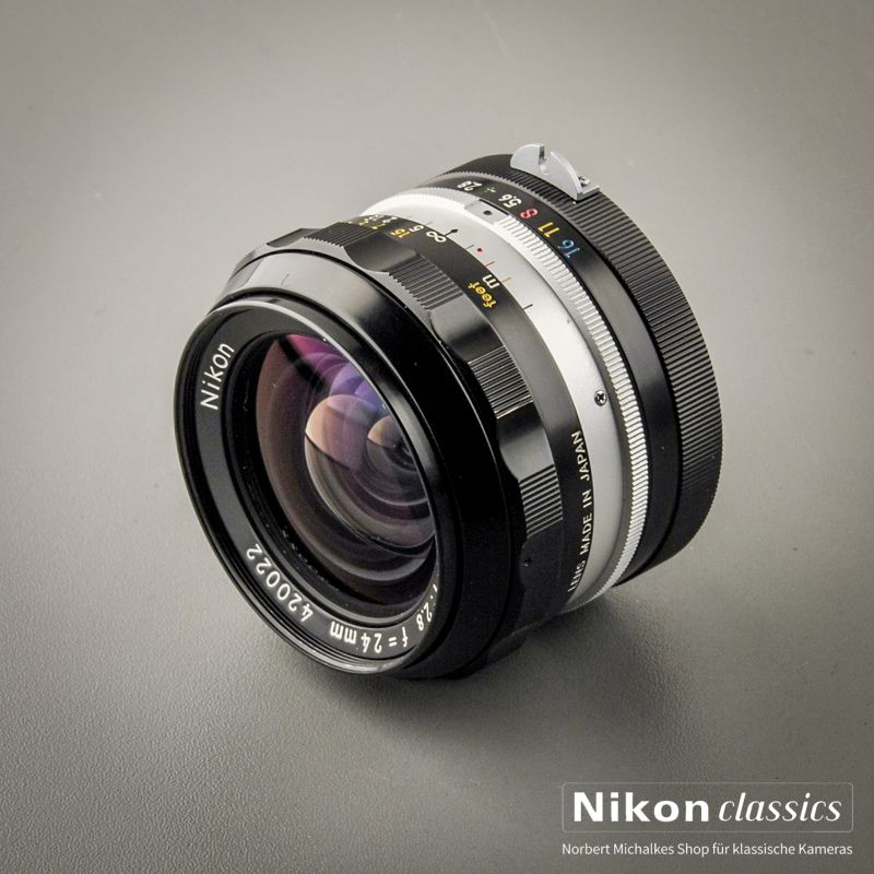 Nikon Nikkor-NC 24/2,8 nonAI "Berg-und-Tal" (Zustand A/A-)