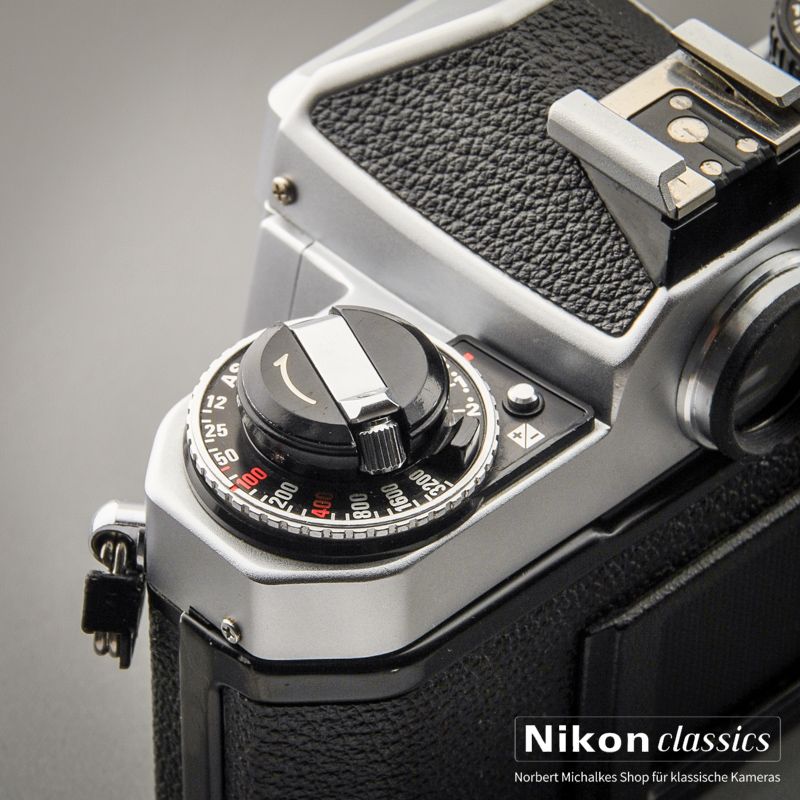 Nikon FE-2 (Zustand A/A-)